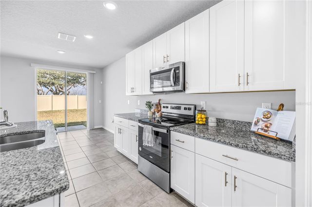 219 LOVELY COURT, Plant City, FL 33566