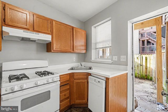 613 HARVEY ST, Baltimore, MD 21230