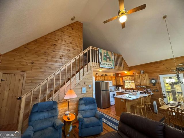 664 Fox Run Drive, Blue Ridge, GA 30513