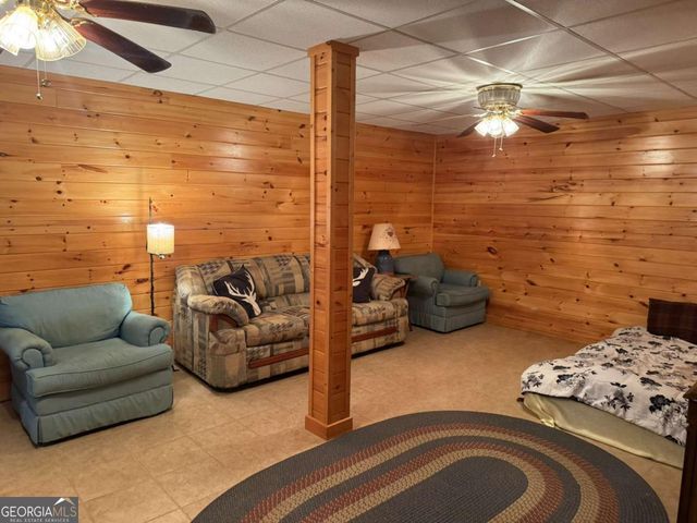 664 Fox Run Drive, Blue Ridge, GA 30513