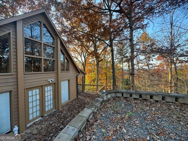 664 Fox Run Drive, Blue Ridge, GA 30513