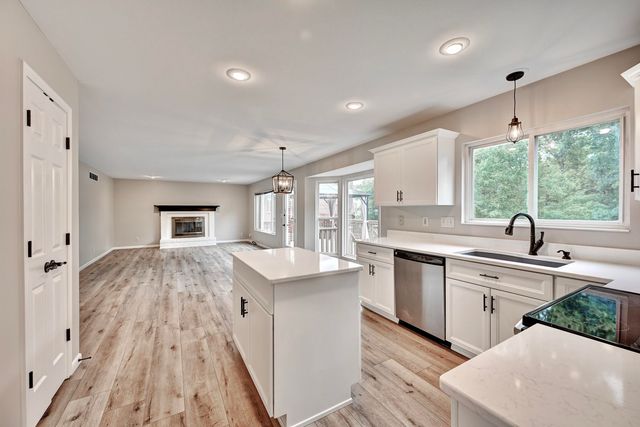 1461 Whispering Pines Drive, Hebron, KY 41048