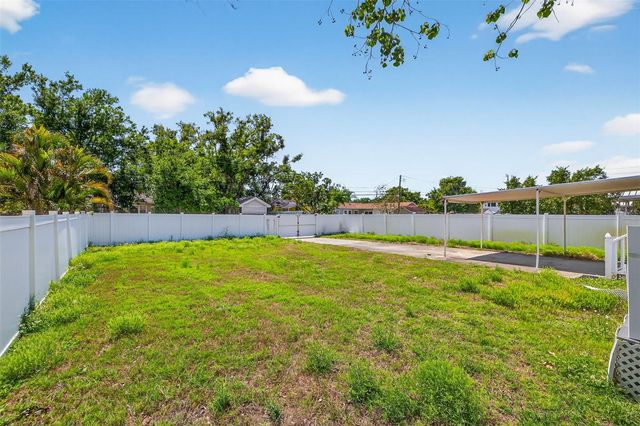 734 40TH AVENUE NE, St Petersburg, FL 33703