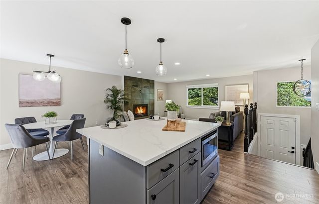 24014 57th Avenue SE, Woodinville, WA 98072