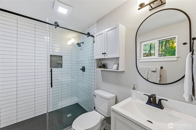 24014 57th Avenue SE, Woodinville, WA 98072