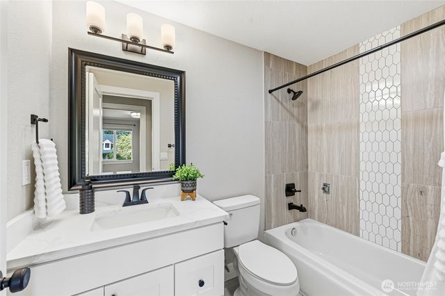 24014 57th Avenue SE, Woodinville, WA 98072