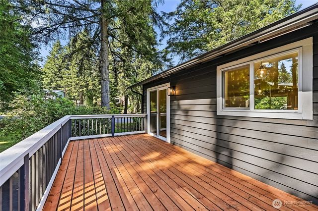 24014 57th Avenue SE, Woodinville, WA 98072