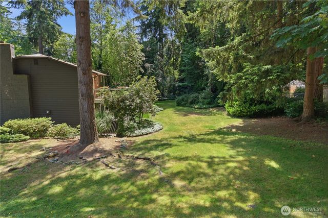 24014 57th Avenue SE, Woodinville, WA 98072