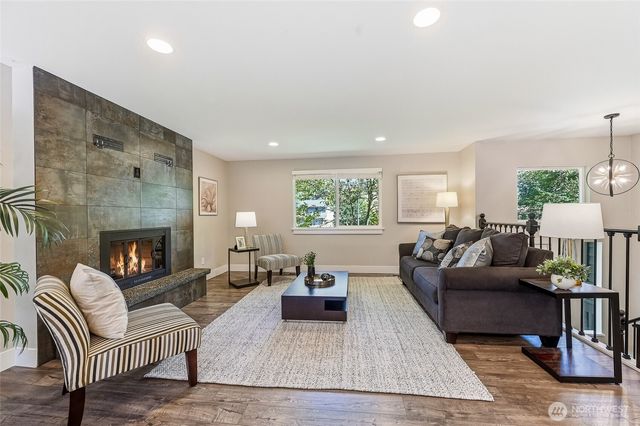 24014 57th Avenue SE, Woodinville, WA 98072