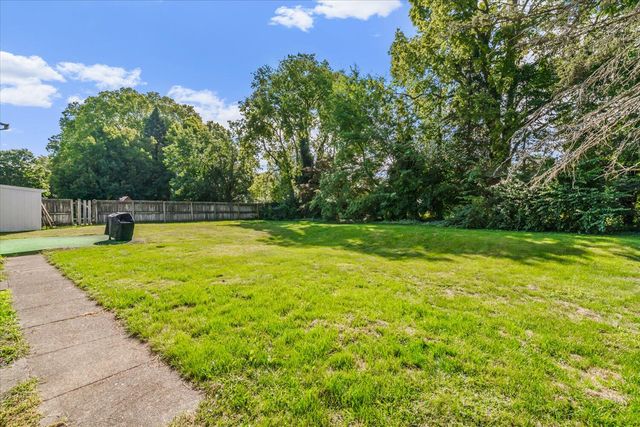 3521 Meadowcroft Avenue, Kalamazoo Twp, MI 49004