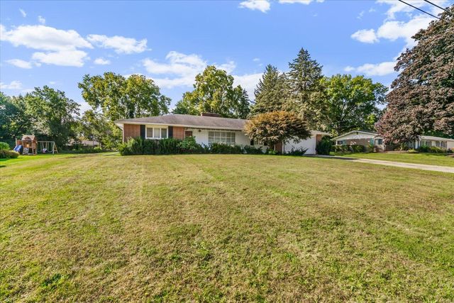 3521 Meadowcroft Avenue, Kalamazoo Twp, MI 49004