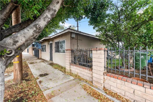 10004 San Fernando Rd, Pacoima, CA 91331