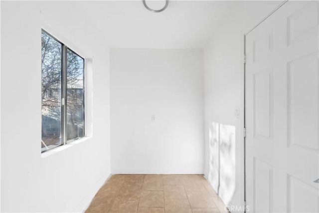 10004 San Fernando Rd, Pacoima, CA 91331