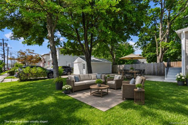 42 Satterie Avenue, Valley Stream, NY 11580
