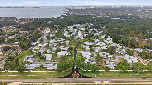 3244 38TH WAY S B, St Petersburg, FL 33711