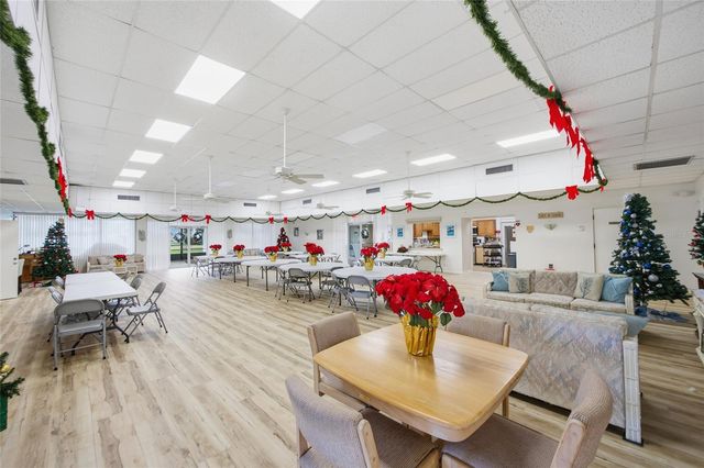 3244 38TH WAY S B, St Petersburg, FL 33711