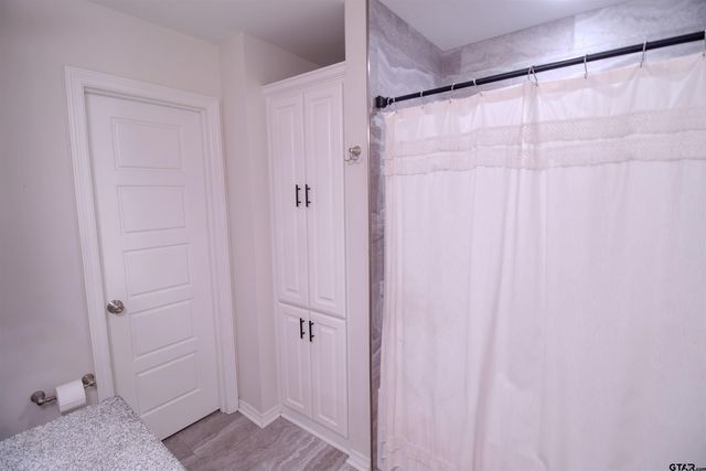 2214 Walton Rd, Tyler, TX 75701