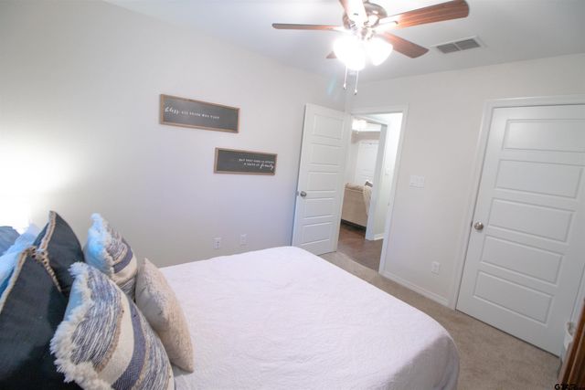 2214 Walton Rd, Tyler, TX 75701