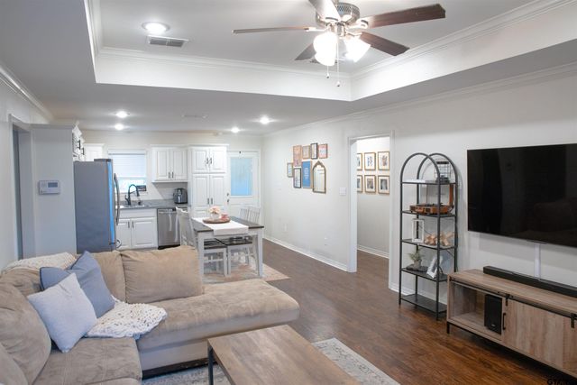 2214 Walton Rd, Tyler, TX 75701
