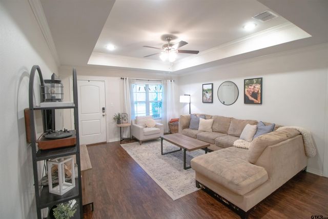 2214 Walton Rd, Tyler, TX 75701
