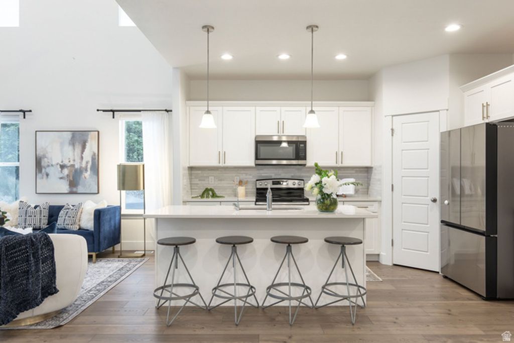 Image 19 of property listing at 4448 W DEFENDER DR, Herriman, UT 84096