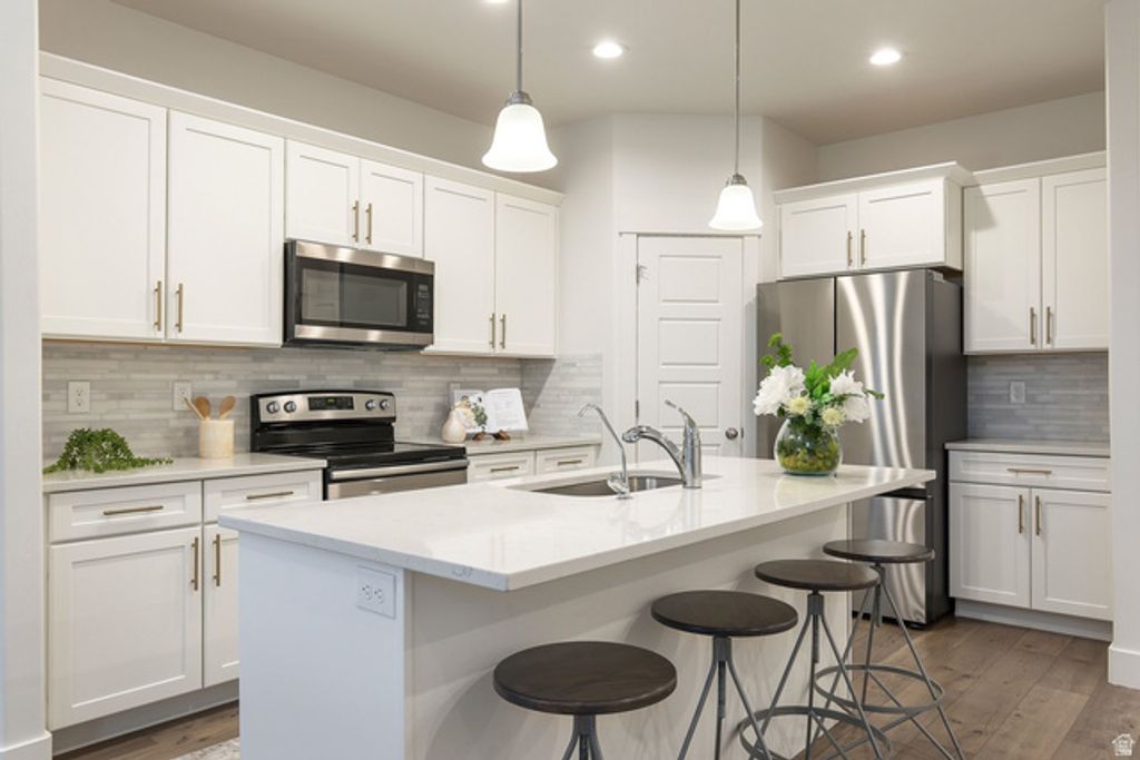 Image 23 of property listing at 4448 W DEFENDER DR, Herriman, UT 84096