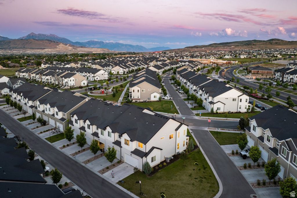 Image 39 of property listing at 4448 W DEFENDER DR, Herriman, UT 84096
