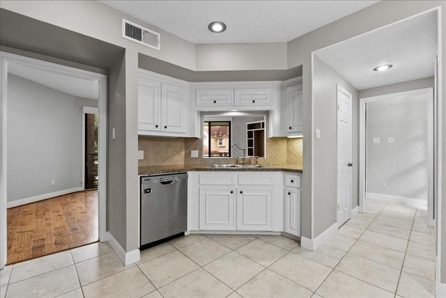 1729 Enterprise Avenue, League City, TX 77573
