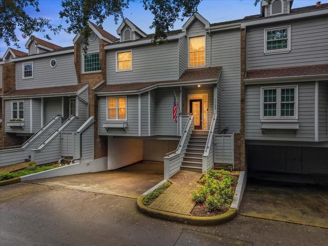 1729 Enterprise Avenue, League City, TX 77573
