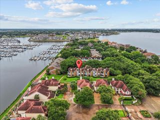 1729 Enterprise Avenue, League City, TX 77573