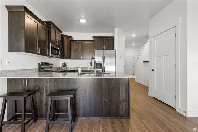 826 N GLENEAGLES CT, Tooele, UT 84074