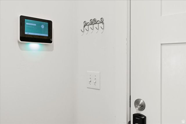 826 N GLENEAGLES CT, Tooele, UT 84074