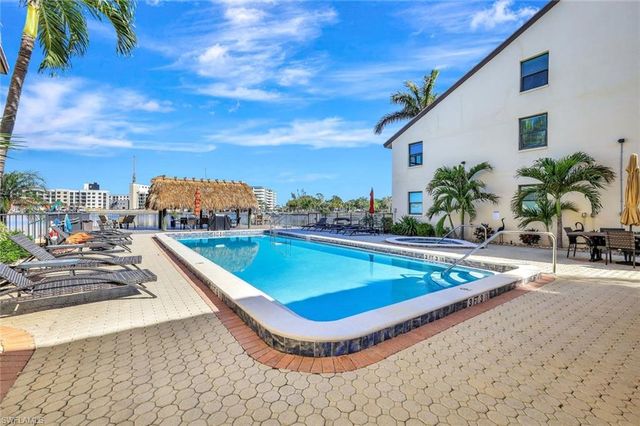 5115 Sunnybrook CT # 21, Cape Coral, FL 33904