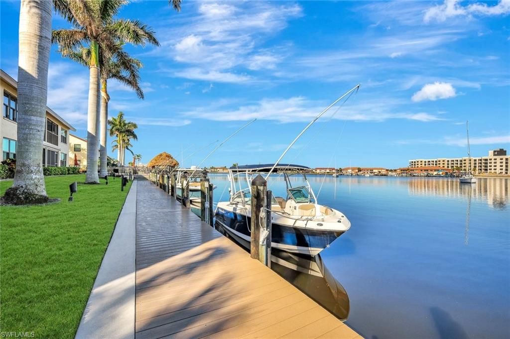 Image 32 of property listing at 5115 Sunnybrook CT # 21, Cape Coral, FL 33904