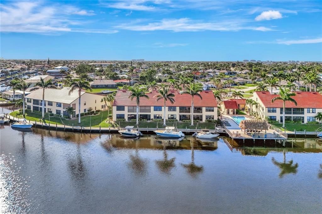 Image 34 of property listing at 5115 Sunnybrook CT # 21, Cape Coral, FL 33904