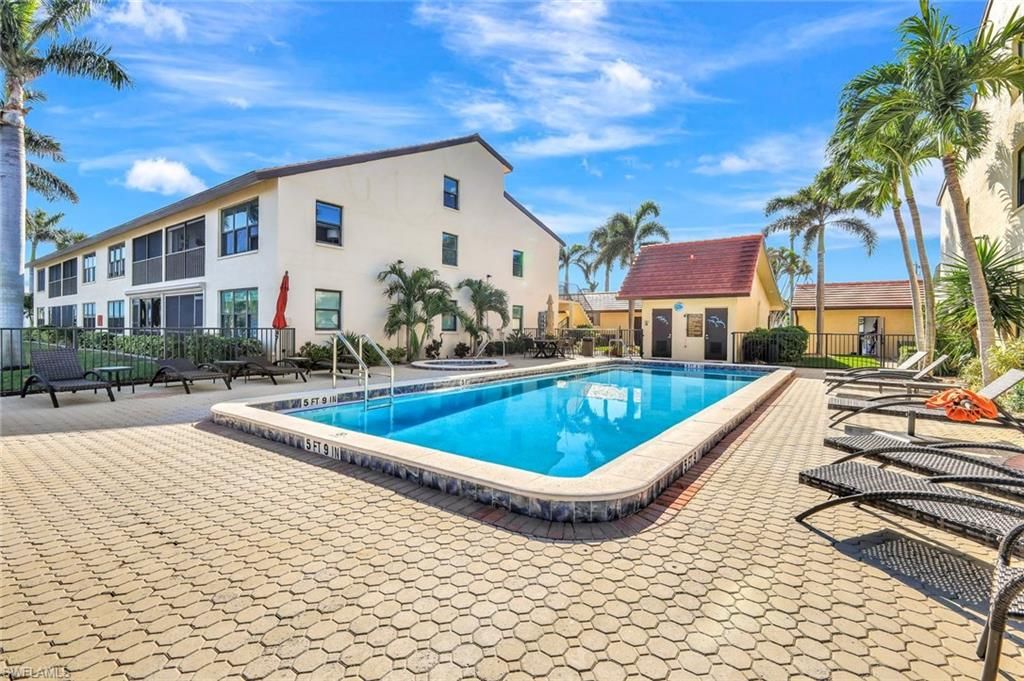 Image 35 of property listing at 5115 Sunnybrook CT # 21, Cape Coral, FL 33904