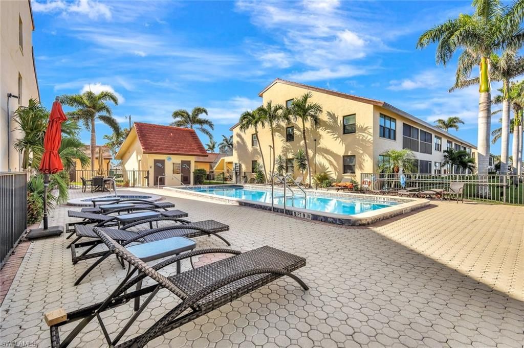 Image 36 of property listing at 5115 Sunnybrook CT # 21, Cape Coral, FL 33904