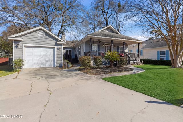 80 White Pond Boulevard, Beaufort, SC 29902