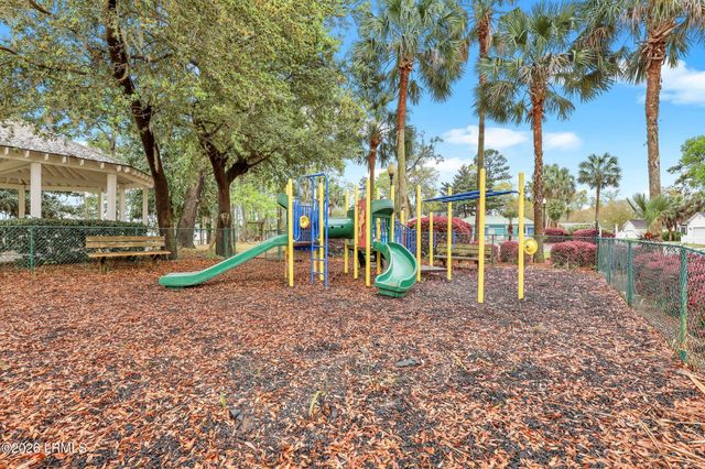 80 White Pond Boulevard, Beaufort, SC 29902