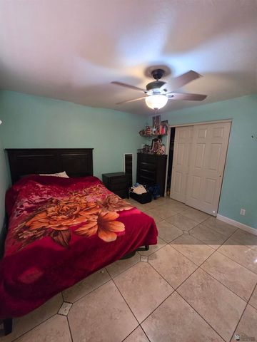 1933 S 33 Dr, Yuma, AZ 85364