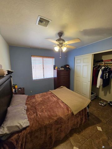 1933 S 33 Dr, Yuma, AZ 85364