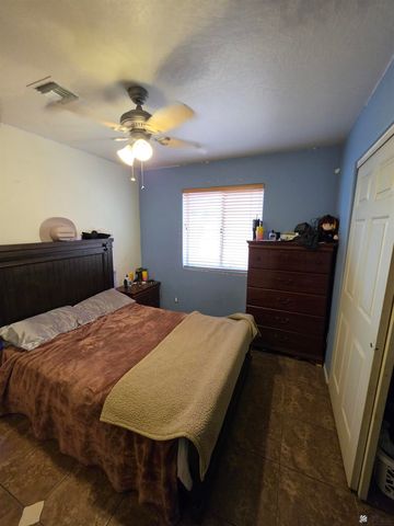 1933 S 33 Dr, Yuma, AZ 85364