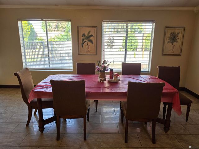 1933 S 33 Dr, Yuma, AZ 85364