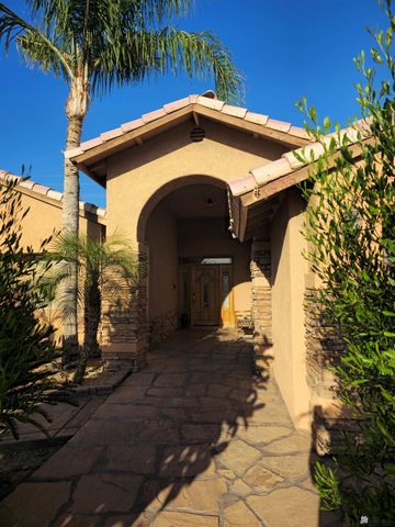 1933 S 33 Dr, Yuma, AZ 85364