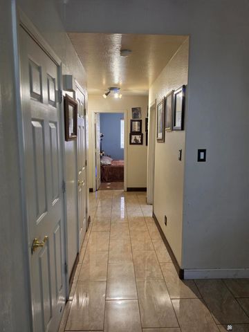 1933 S 33 Dr, Yuma, AZ 85364