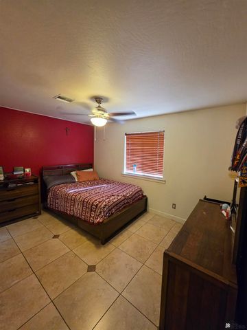 1933 S 33 Dr, Yuma, AZ 85364