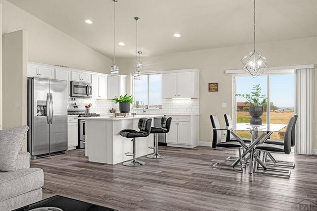 1696 E Silverwood Dr, Pueblo, CO 81007
