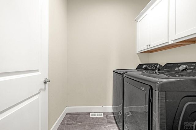 1696 E Silverwood Dr, Pueblo, CO 81007