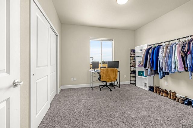 1696 E Silverwood Dr, Pueblo, CO 81007