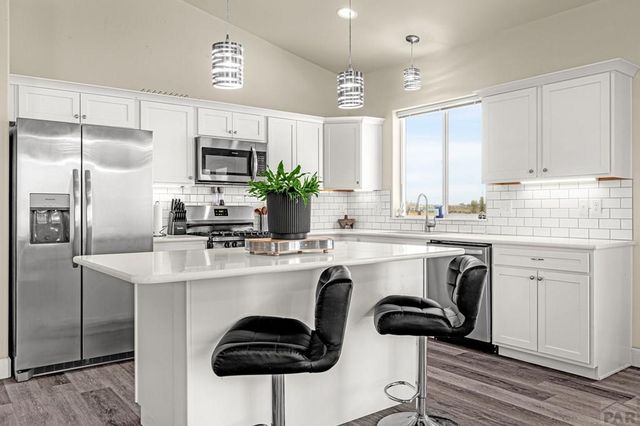 1696 E Silverwood Dr, Pueblo, CO 81007